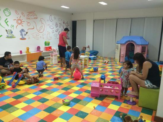 Apartamento Resort Ao Lado Do Parque Aquatico Porto Das Dunas - Pe Na Areia- Terreo Aquiraz Ngoại thất bức ảnh
