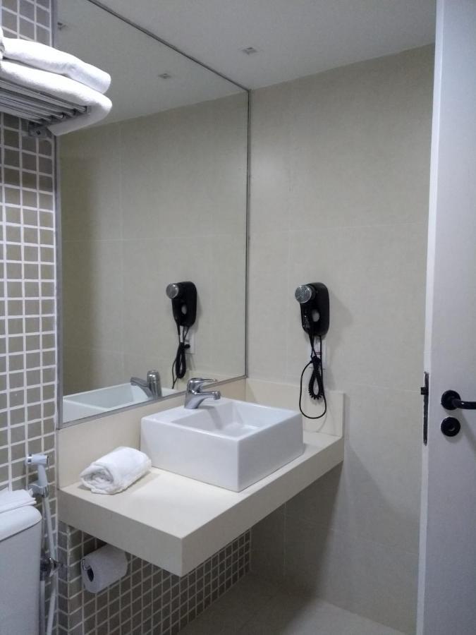 Apartamento Resort Ao Lado Do Parque Aquatico Porto Das Dunas - Pe Na Areia- Terreo Aquiraz Ngoại thất bức ảnh
